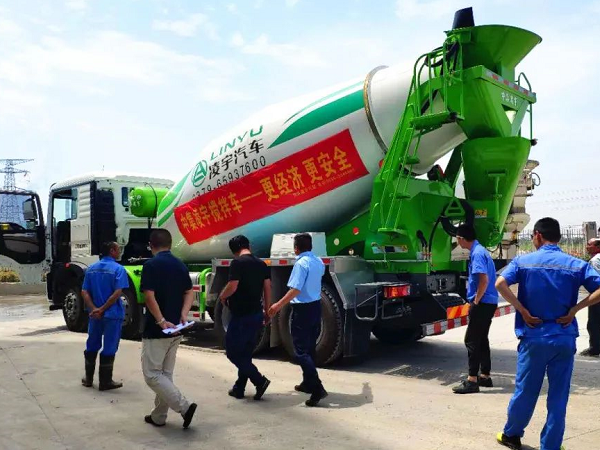 中集凌宇攪拌車全國巡展繼續(xù)：出征安徽，這一組合果然豪橫！