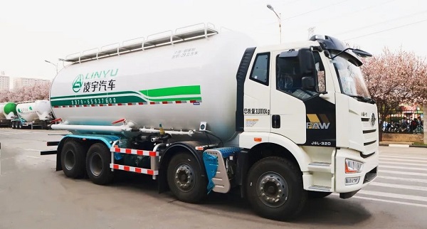 凌宇干混砂漿車的特點都有什么？