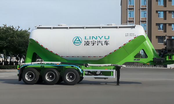 35方超輕立式粉罐半掛車(chē)的優(yōu)勢(shì)和特點(diǎn)是什么？