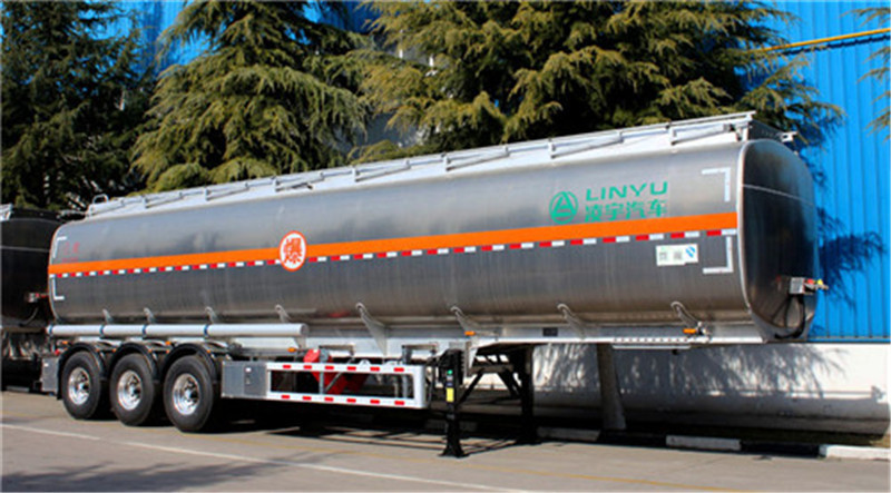 凌宇液罐車頻頻被老客戶點贊，性能獲大眾認可